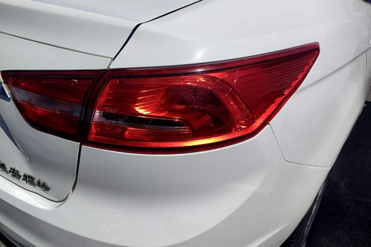Used Ford Escort 2015 1.5L Automatic Fashion Model Right Rear Taillight