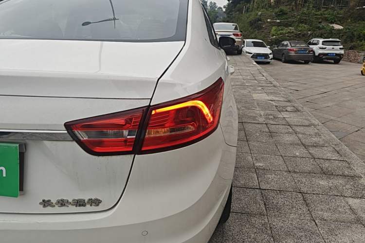Used Ford Escort 2015 1.5L Automatic Fashion Model Right Rear Taillight