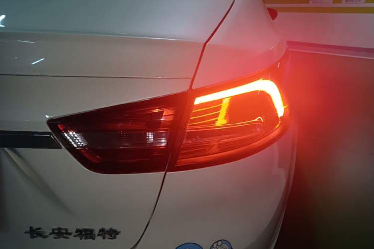 Used Ford Escort 2015 1.5L Automatic Fashion Model Right Rear Taillight