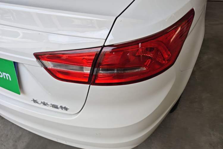 Used Ford Escort 2015 1.5L Automatic Comfort Edition Right Rear Taillight