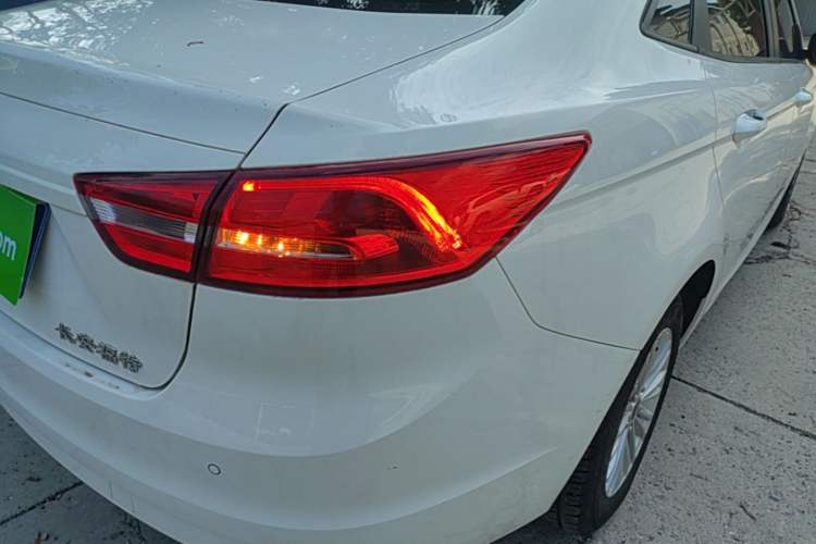 Used Ford Escort 2015 1.5L Automatic Comfort Edition Right Rear Taillight