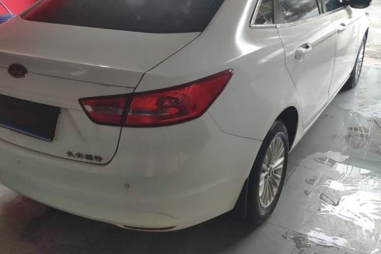 Used Ford Escort 2015 1.5L Automatic Comfort Edition Right Rear Taillight