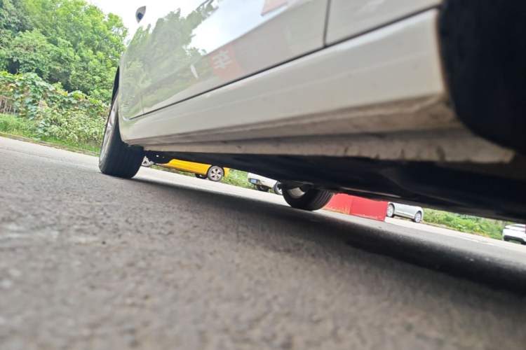 Used Ford Escort 2015 1.5L Manual Fashion Edition Right Side Sill