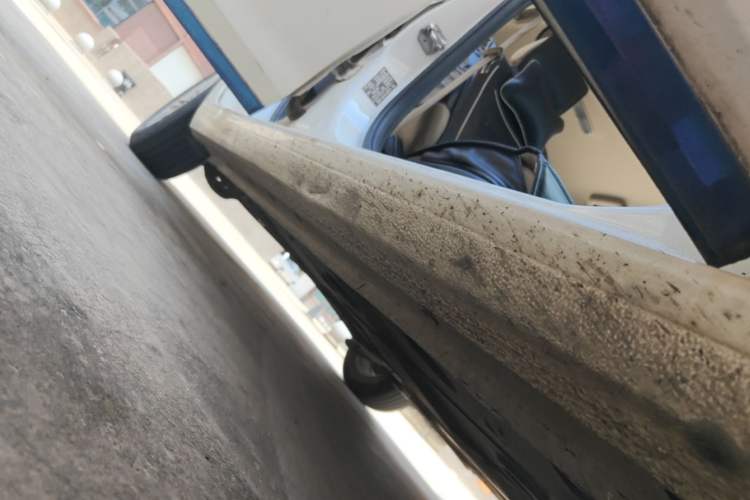 Used Ford Escort 2015 1.5L Automatic Comfort Edition Right Side Sill