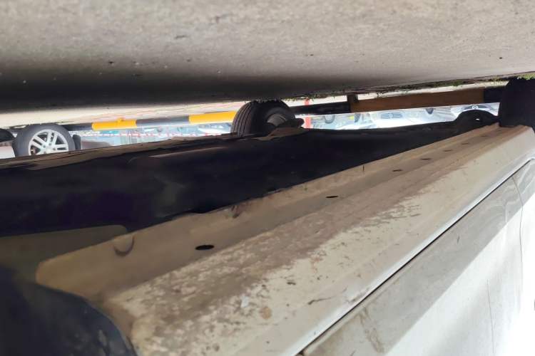 Used Ford Escort 2015 1.5L Manual Comfort Model Right Side Sill