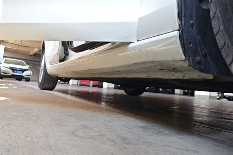 Used Ford Escort 2015 1.5L Manual Comfort Model Right Side Sill