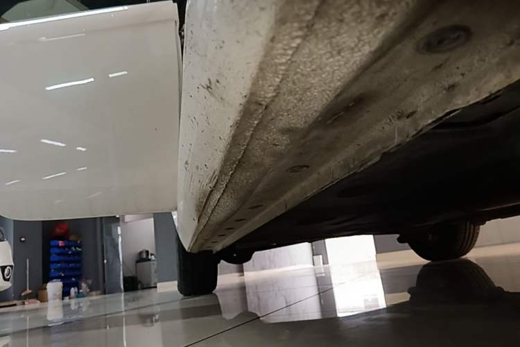 Used Ford Escort 2015 1.5L Automatic Comfort Edition Right Side Sill