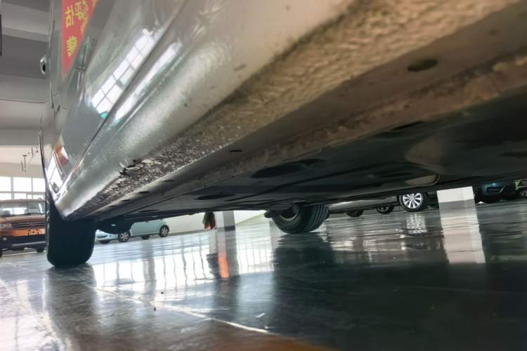 Used Ford Escort 2015 1.5L Automatic Comfort Edition Right Side Sill