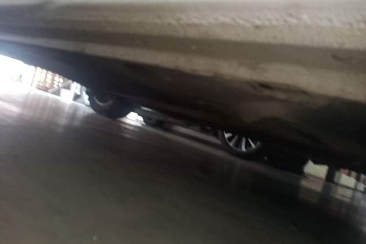 Used Ford Escort 2015 1.5L Automatic Fashion Model Right Side Sill