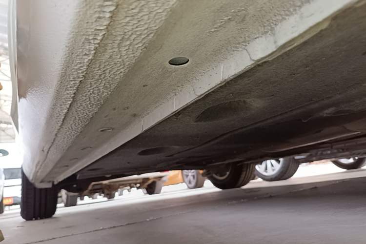 Used Ford Escort 2015 1.5L Automatic Comfort Edition Right Side Sill