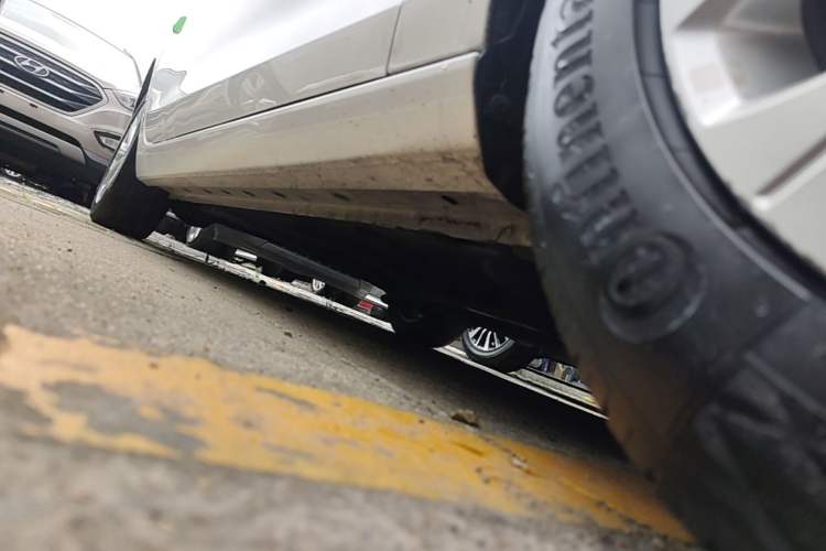 Used Ford Escort 2015 1.5L Automatic Fashion Model Right Side Sill