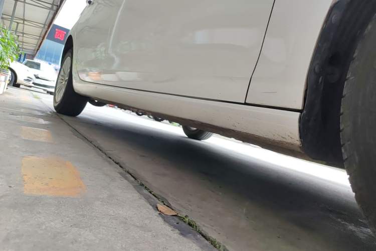 Used Ford Escort 2015 1.5L Manual Comfort Model Right Side Sill