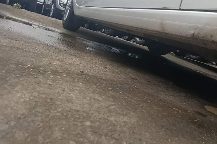 Used Ford Escort 2015 1.5L Automatic Comfort Edition Right Side Sill