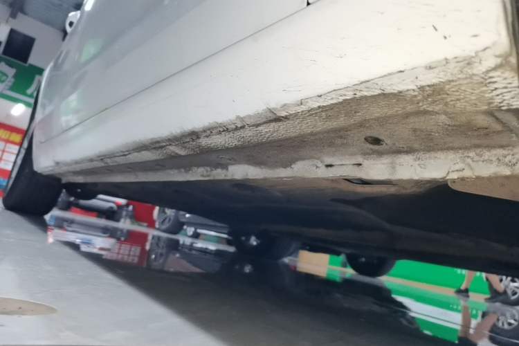 Used Ford Escort 2015 1.5L Automatic Fashion Model Right Side Sill