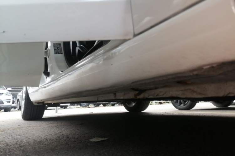 Used Ford Escort 2015 1.5L Automatic Fashion Model Right Side Sill