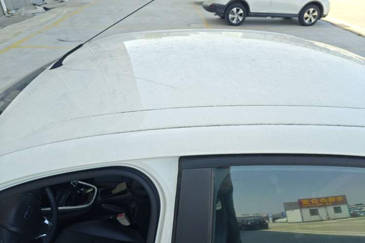 Used Ford Escort 2015 1.5L Manual Comfort Model Roof