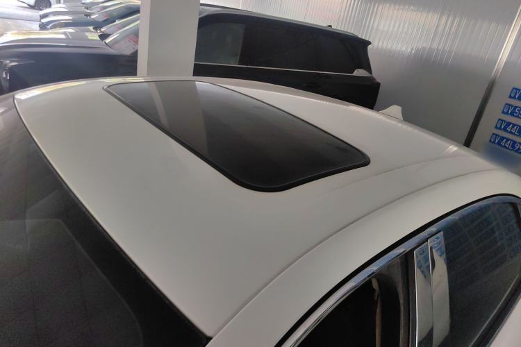 Used Ford Escort 2015 1.5L Automatic Fashion Model Roof