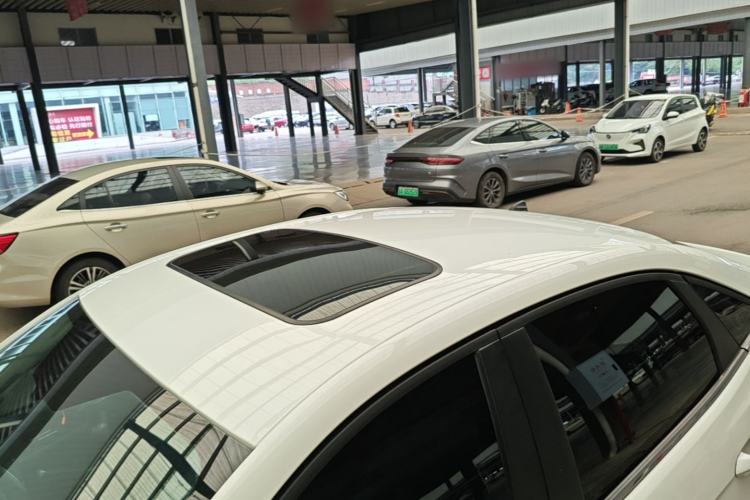 Used Ford Escort 2015 1.5L Automatic Fashion Model Roof