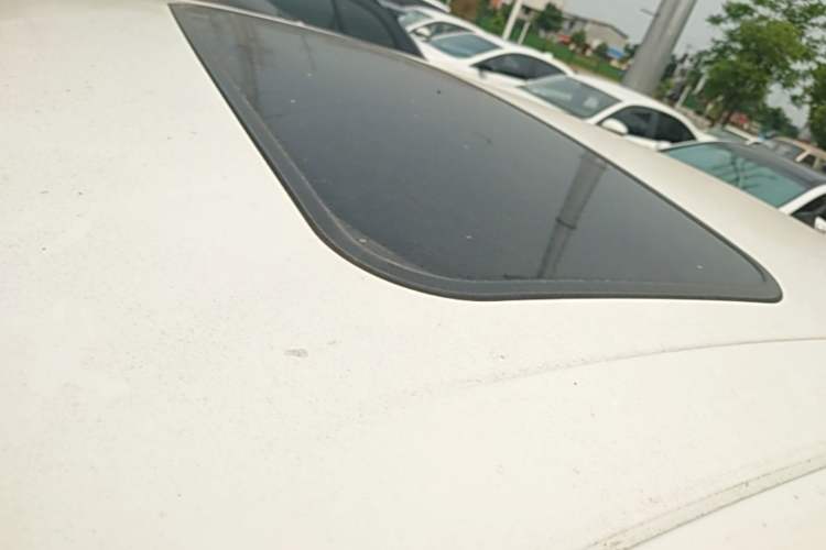 Used Ford Escort 2015 1.5L Automatic Fashion Model Roof