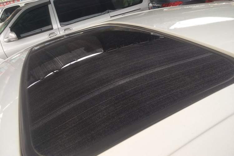 Used Ford Escort 2015 1.5L Manual Fashion Edition Roof