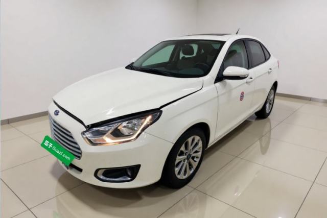 Używany Ford Escort 2015 1.5L Automatic Fashion Model