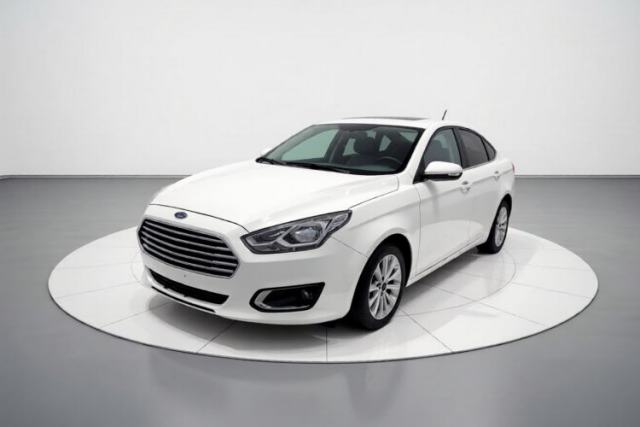 Ojetý Ford Escort 2015 1.5L Automatic Fashion Model