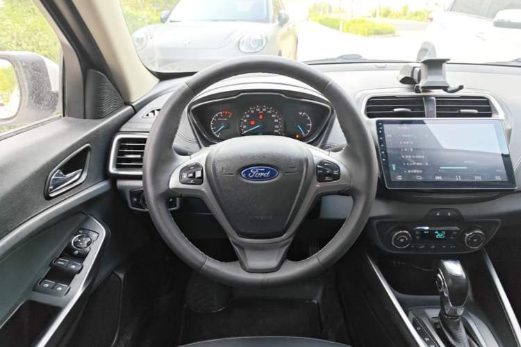 Used Ford Escort 2015 1.5L Automatic Fashion Model Steering Wheel