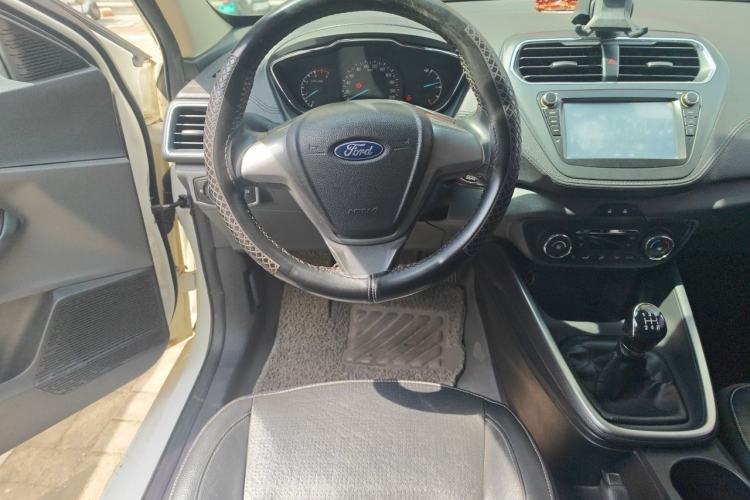 Used Ford Escort 2015 1.5L Manual Fashion Edition Steering Wheel
