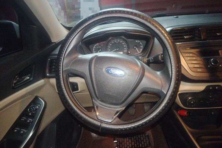 Used Ford Escort 2015 1.5L Manual Comfort Model Steering Wheel