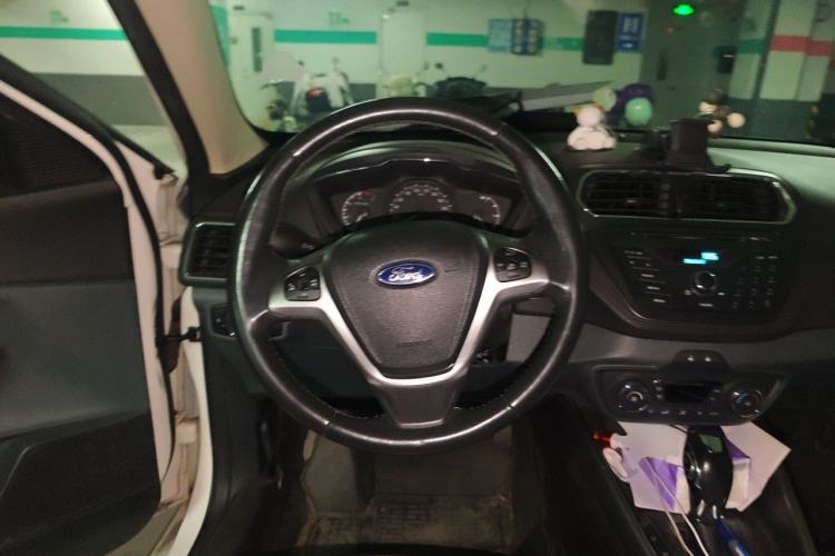 Used Ford Escort 2015 1.5L Automatic Fashion Model Steering Wheel