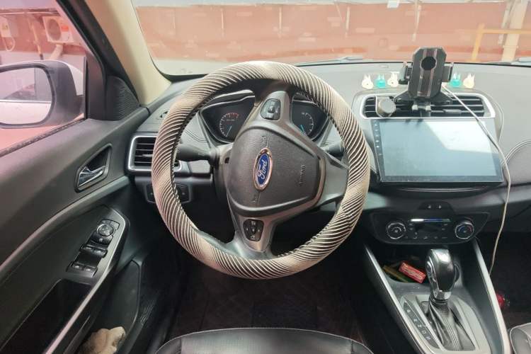 Used Ford Escort 2015 1.5L Automatic Fashion Model Steering Wheel