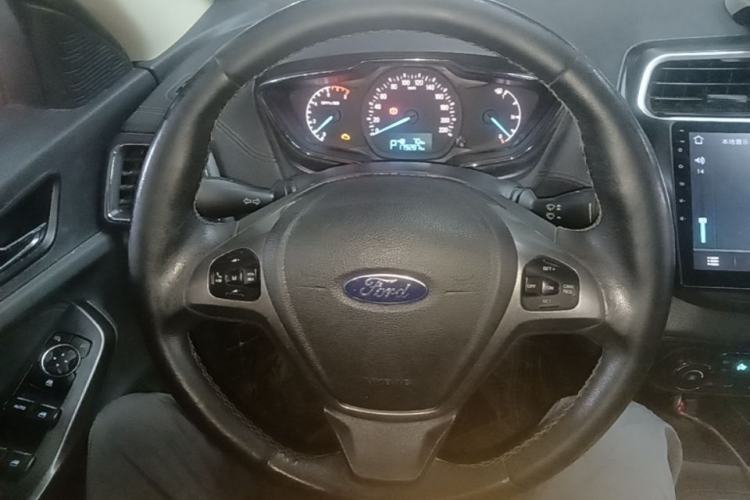 Used Ford Escort 2015 1.5L Automatic Fashion Model Steering Wheel