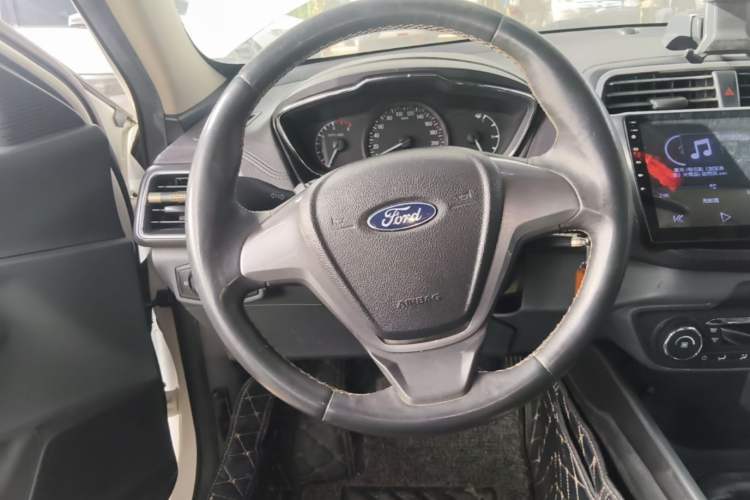Used Ford Escort 2015 1.5L Manual Fashion Edition Steering Wheel