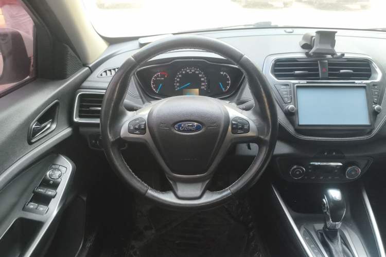 Used Ford Escort 2015 1.5L Automatic Fashion Model Steering Wheel