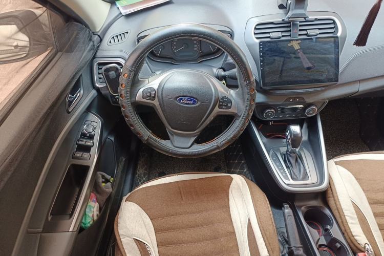 Used Ford Escort 2015 1.5L Automatic Fashion Model Steering Wheel