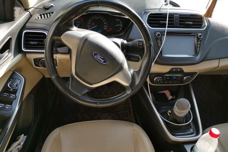 Used Ford Escort 2015 1.5L Manual Fashion Edition Steering Wheel