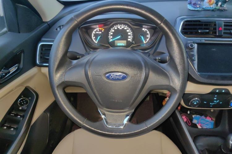 Used Ford Escort 2015 1.5L Manual Comfort Model Steering Wheel