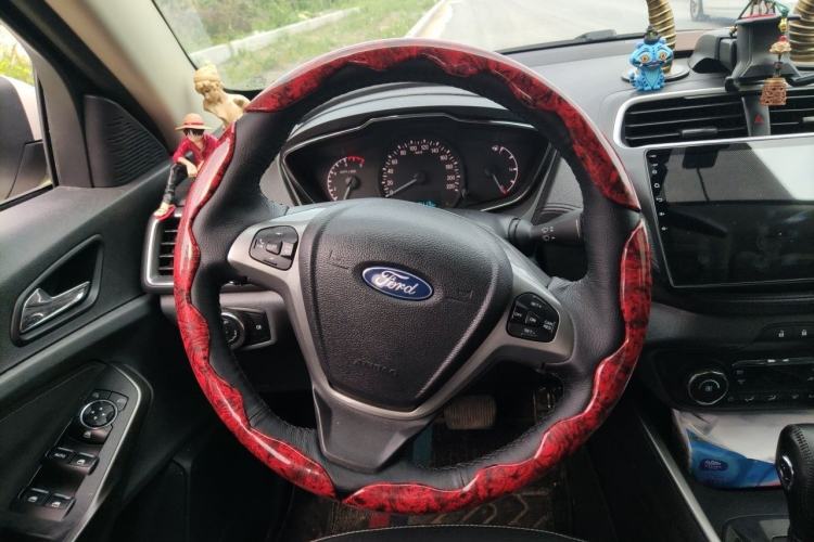 Used Ford Escort 2015 1.5L Automatic Fashion Model Steering Wheel