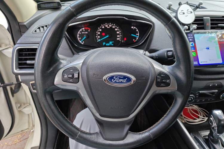 Used Ford Escort 2015 1.5L Automatic Fashion Model Steering Wheel