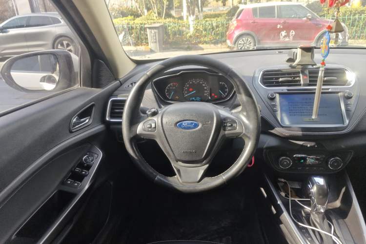 Used Ford Escort 2015 1.5L Automatic Fashion Model Steering Wheel
