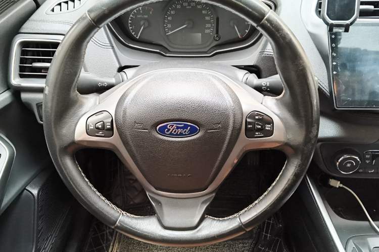 Used Ford Escort 2015 1.5L Automatic Fashion Model Steering Wheel