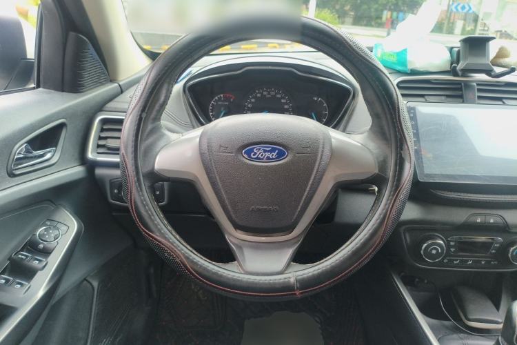 Used Ford Escort 2015 1.5L Manual Fashion Edition Steering Wheel