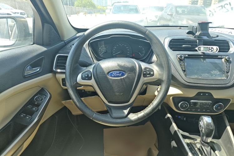 Used Ford Escort 2015 1.5L Automatic Fashion Model Steering Wheel