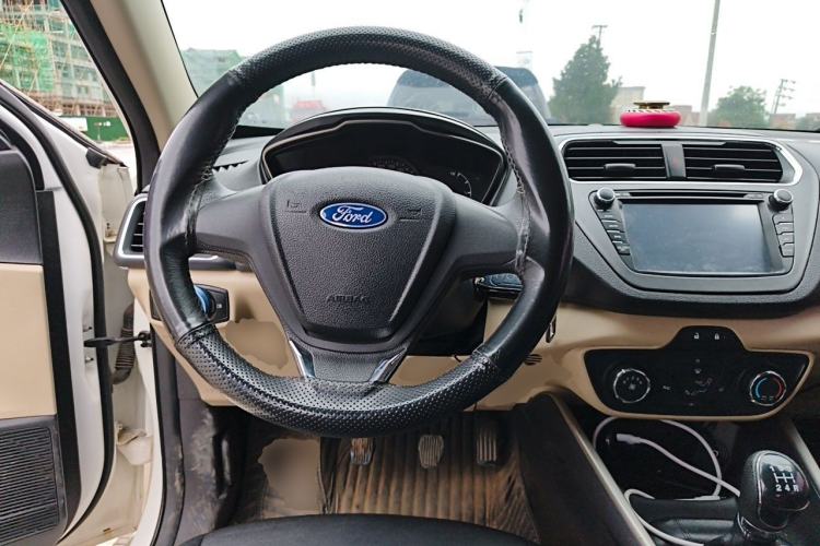 Used Ford Escort 2015 1.5L Manual Comfort Model Steering Wheel
