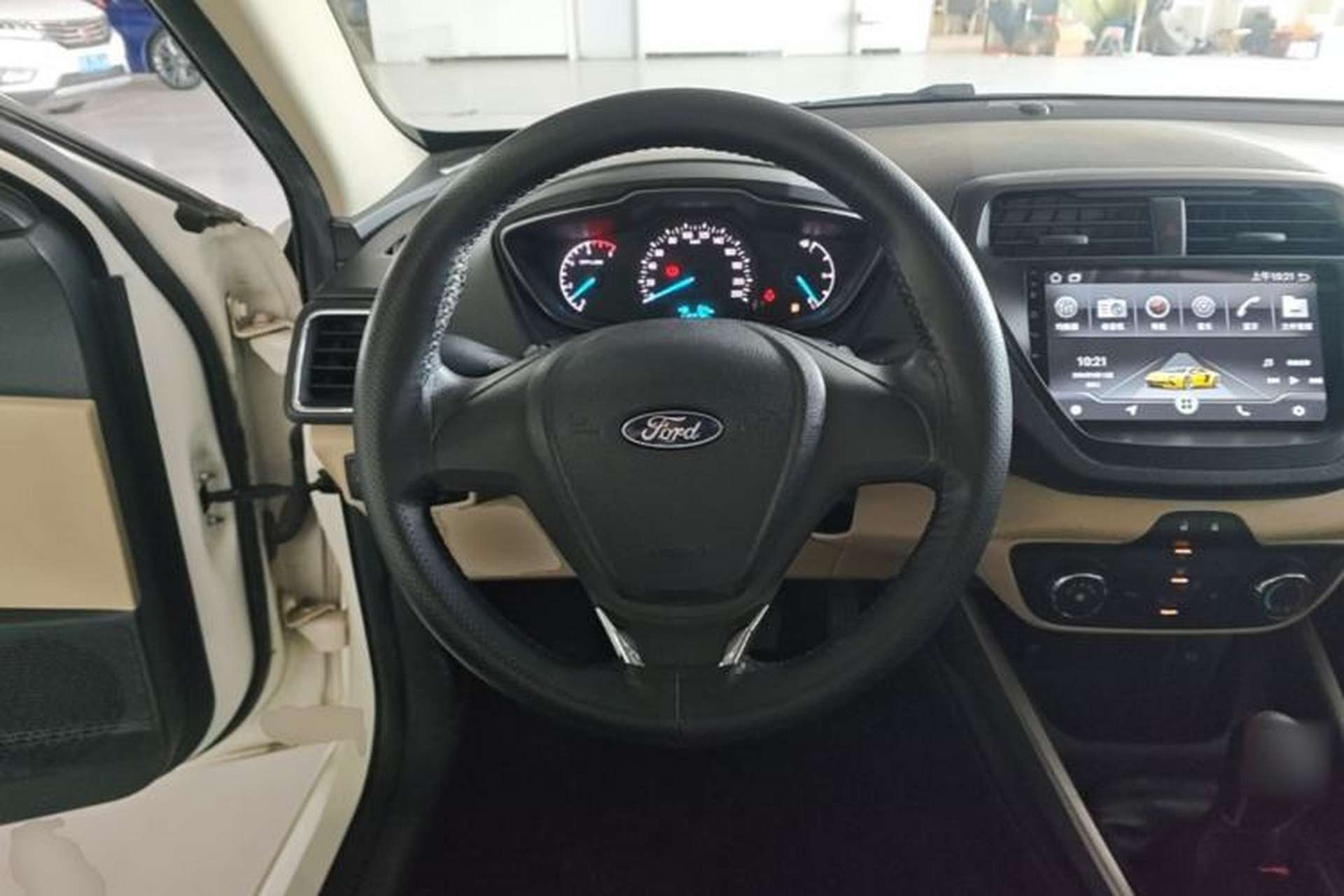 Used Ford Escort 2015 1.5L Manual Comfort Model Steering Wheel