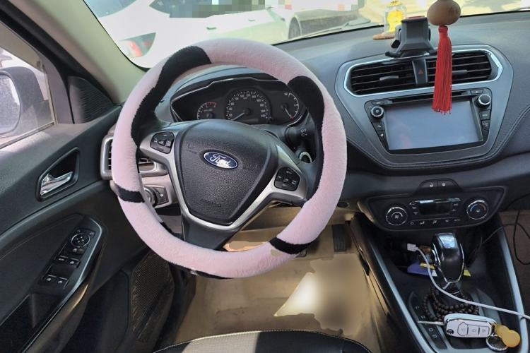 Used Ford Escort 2015 1.5L Automatic Fashion Model Steering Wheel