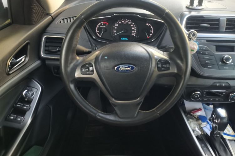 Used Ford Escort 2015 1.5L Automatic Fashion Model Steering Wheel