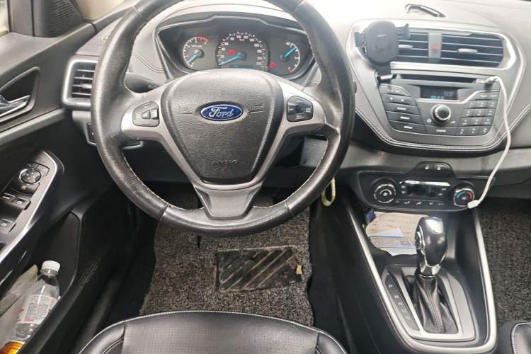 Used Ford Escort 2015 1.5L Automatic Fashion Model Steering Wheel
