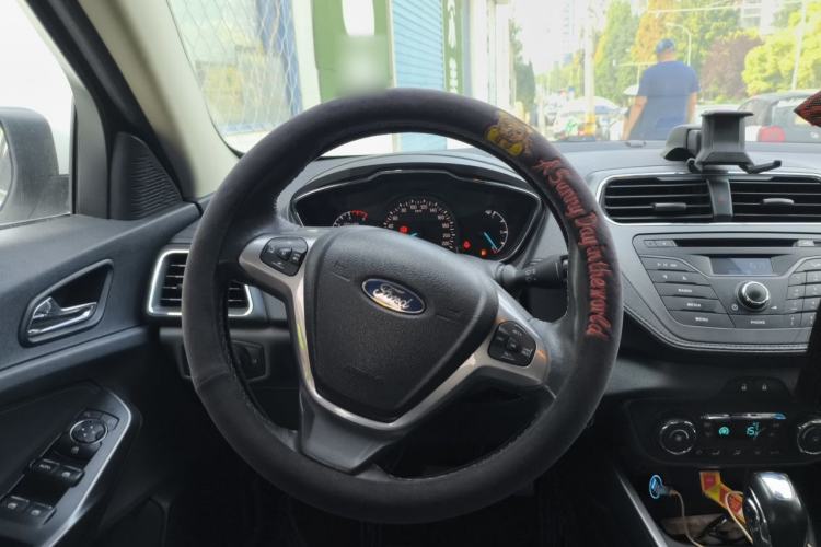 Used Ford Escort 2015 1.5L Automatic Fashion Model Steering Wheel