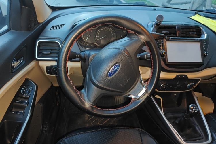 Used Ford Escort 2015 1.5L Manual Comfort Model Steering Wheel